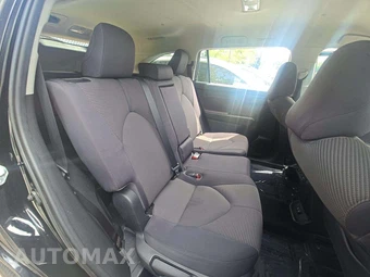 2021 Toyota Highlander LE – miniatura 17