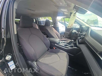 2021 Toyota Highlander LE – miniatura 19
