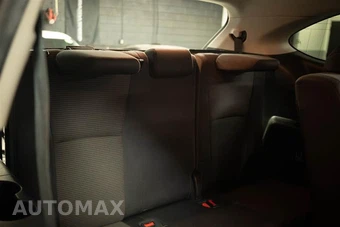 2021 Toyota Highlander LE - miniatura 19