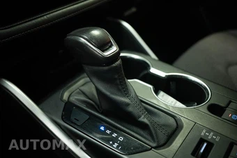 2021 Toyota Highlander LE - miniatura 24