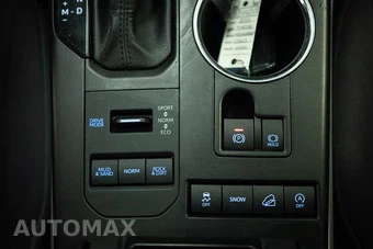 2021 Toyota Highlander LE - miniatura 25