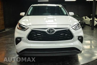 2021 Toyota Highlander LE - miniatura 3