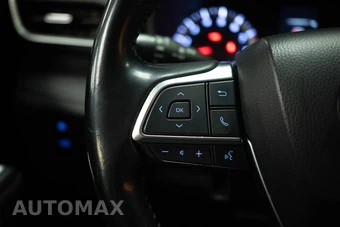 2021 Toyota Highlander LE - miniatura 30