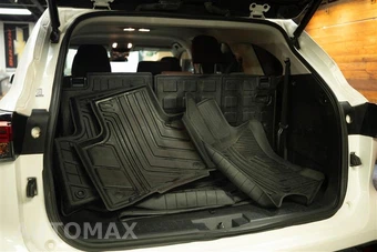2021 Toyota Highlander LE - miniatura 7
