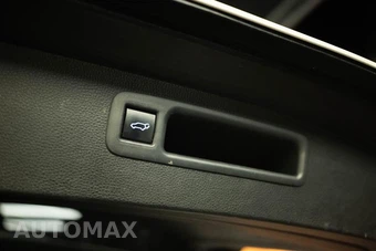 2021 Toyota Highlander LE - miniatura 8