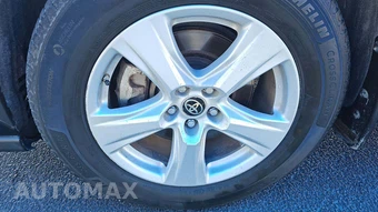 2021 Toyota Highlander LE – miniatura 32