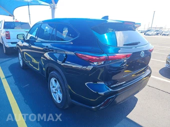 2021 Toyota Highlander LE – miniatura 6