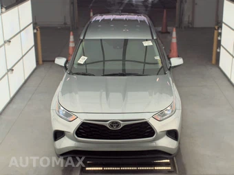 2021 Toyota Highlander LE – miniatura 2