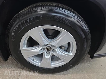 2021 Toyota Highlander LE – miniatura 20