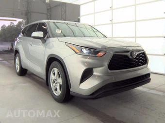 2021 Toyota Highlander LE – miniatura 3