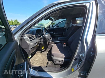 2021 Toyota Highlander LE – miniatura 7