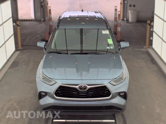 2021 Toyota Highlander LE – miniatura 2