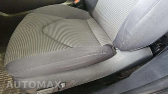2021 Toyota Highlander LE – miniatura 33
