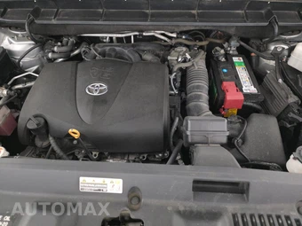 2021 Toyota Highlander LE – miniatura 16