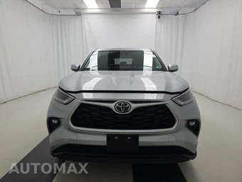 2021 Toyota Highlander LE – miniatura 2