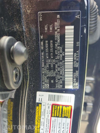 2021 Toyota Highlander LE - miniatura 2