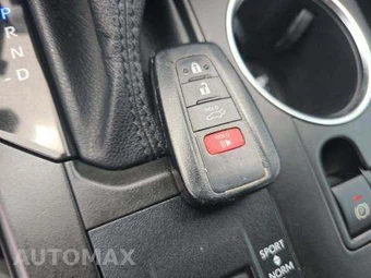 2021 Toyota Highlander LE – miniatura 8