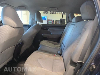 2021 Toyota Highlander LE - miniatura 13