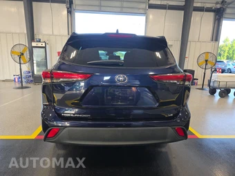 2021 Toyota Highlander LE - miniatura 5