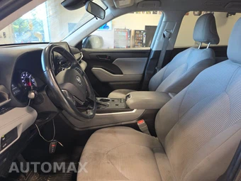 2021 Toyota Highlander LE - miniatura 7