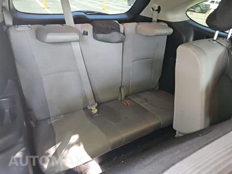 2021 Toyota Highlander LE – miniatura 14