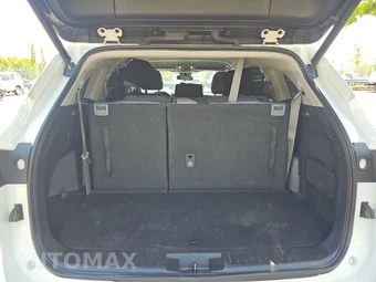 2021 Toyota Highlander LE – miniatura 17