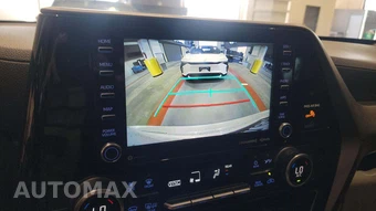 2021 Toyota Highlander LE – miniatura 18