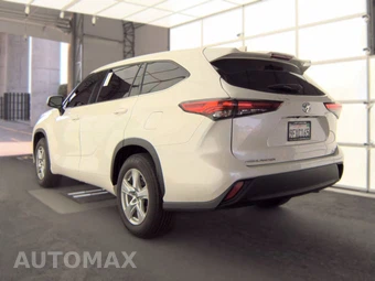 2021 Toyota Highlander LE – miniatura 6