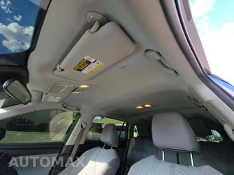 2021 Toyota Highlander LE – miniatura 11