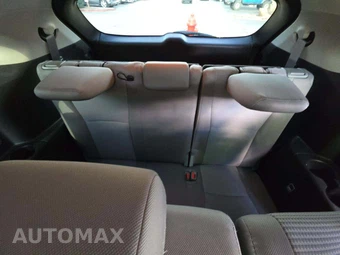 2021 Toyota Highlander LE – miniatura 14