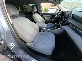 2021 Toyota Highlander LE – miniatura 19