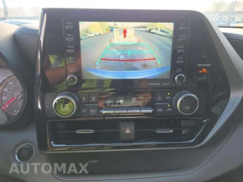 2021 Toyota Highlander LE – miniatura 25