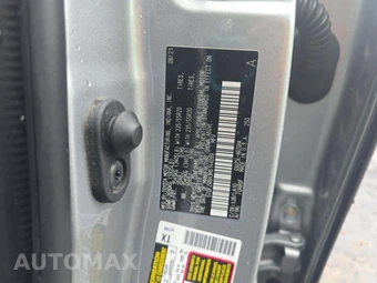 2021 Toyota Highlander Platinum - miniatura 2