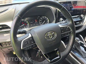 2021 Toyota Highlander Platinum – miniatura 15