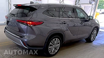 2021 Toyota Highlander Platinum – miniatura 4