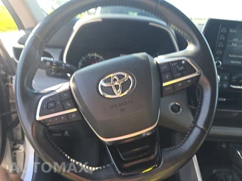 2021 Toyota Highlander XLE – miniatura 13