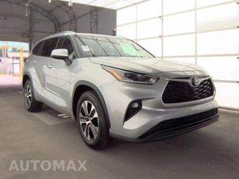 2021 Toyota Highlander XLE – miniatura 3