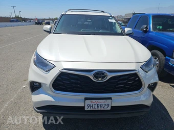 2021 Toyota Highlander XLE - miniatura 2