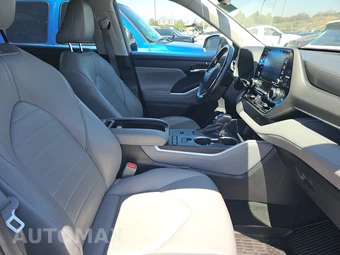 2021 Toyota Highlander XLE - miniatura 8