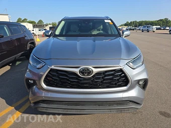 2021 Toyota Highlander XLE - miniatura 2