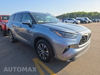 2021 Toyota Highlander XLE - miniatura 3