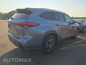 2021 Toyota Highlander XLE - miniatura 4
