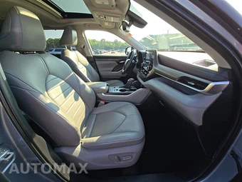 2021 Toyota Highlander XLE - miniatura 8
