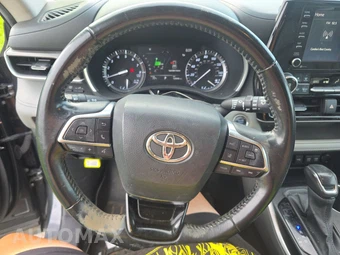 2021 Toyota Highlander XLE - miniatura 10