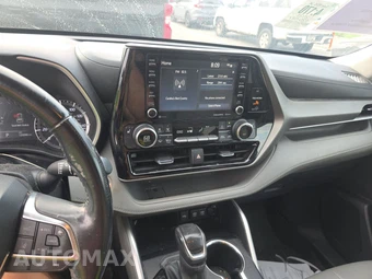 2021 Toyota Highlander XLE - miniatura 11