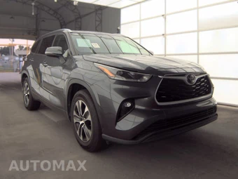 2021 Toyota Highlander XLE - miniatura 3