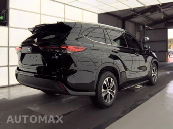 2021 Toyota Highlander XLE - miniatura 4