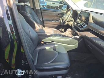 2021 Toyota Highlander XLE - miniatura 8