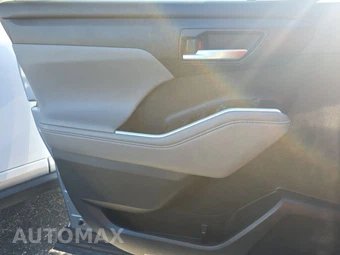2021 Toyota Highlander XLE - miniatura 9