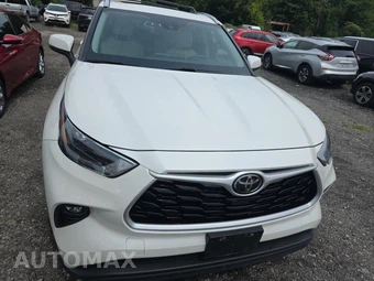 2021 Toyota Highlander XLE - miniatura 2